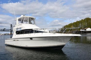 42' Silverton 2006 Yacht For Sale